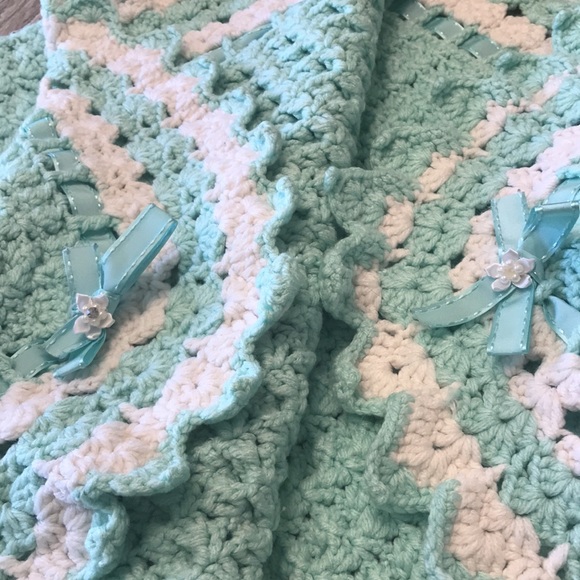 Mint Green Hand Crocheted Baby Blanket Ribbons Bows Crocheted Rosette - Picture 3 of 7